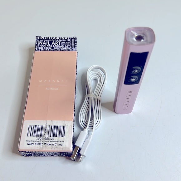 Markatt Pink Mini Hand Held UV Nail Lamp - Picture 6 of 8